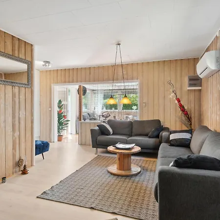 Beautiful In With Kitchen