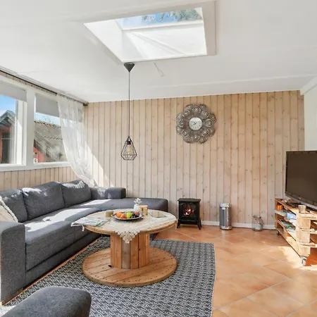 Beautiful In With Kitchen