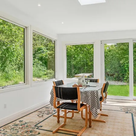 Beautiful In With Kitchen *