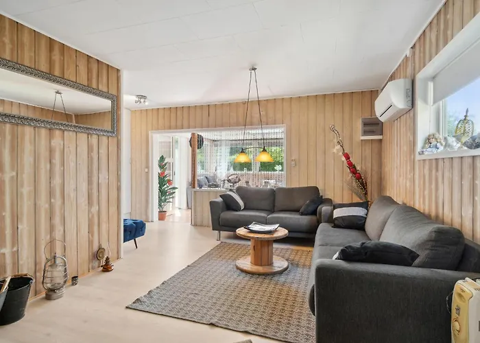 Beautiful In With Kitchen